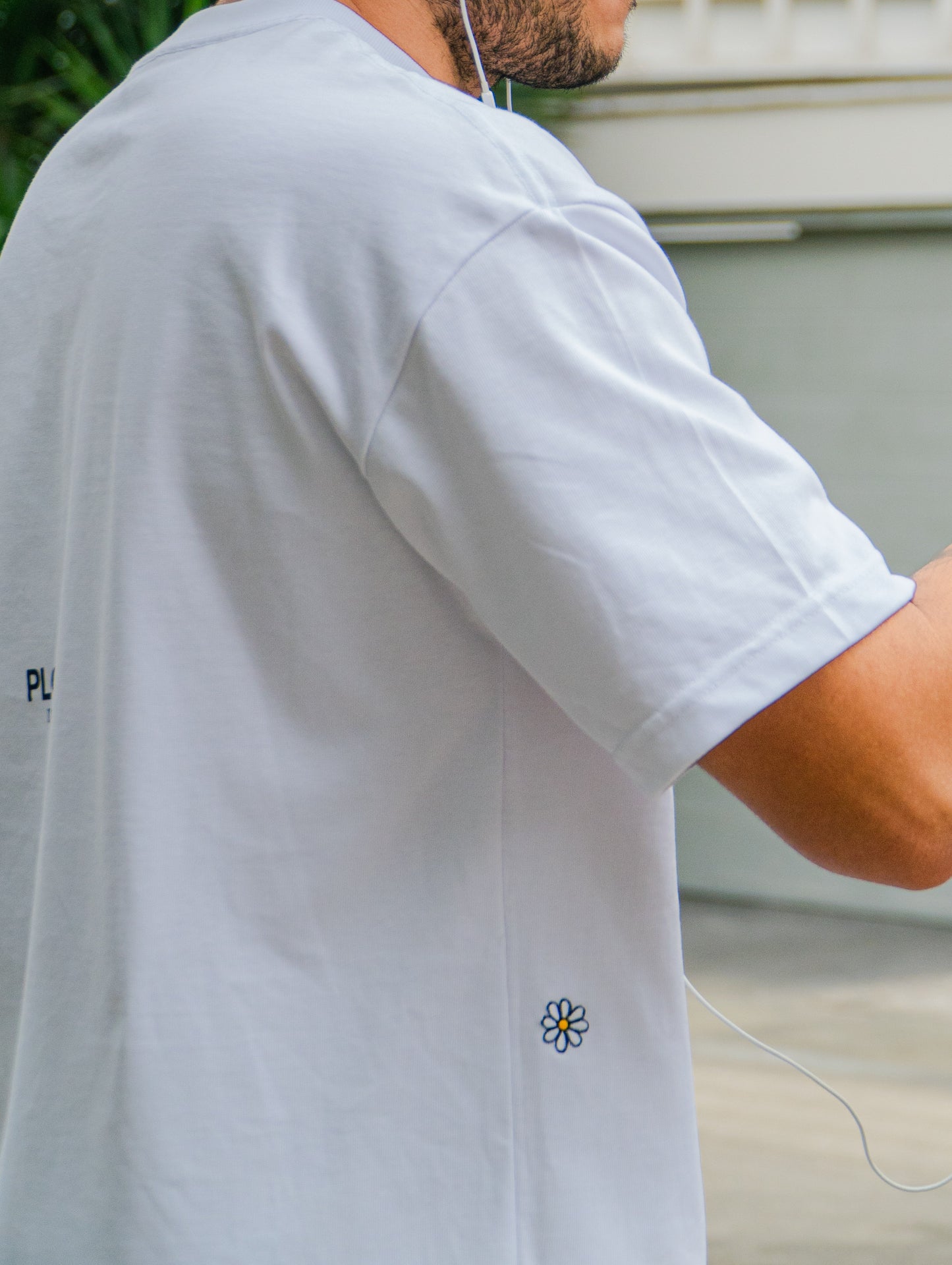 Details Tee