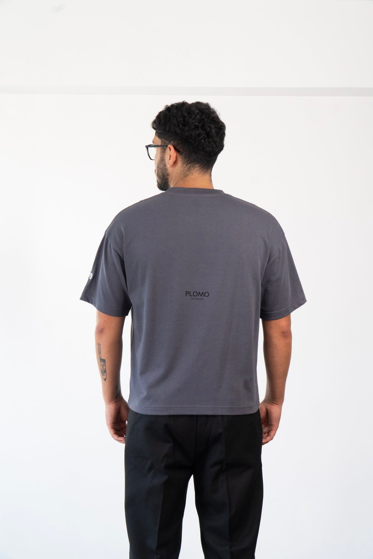 Details Tee