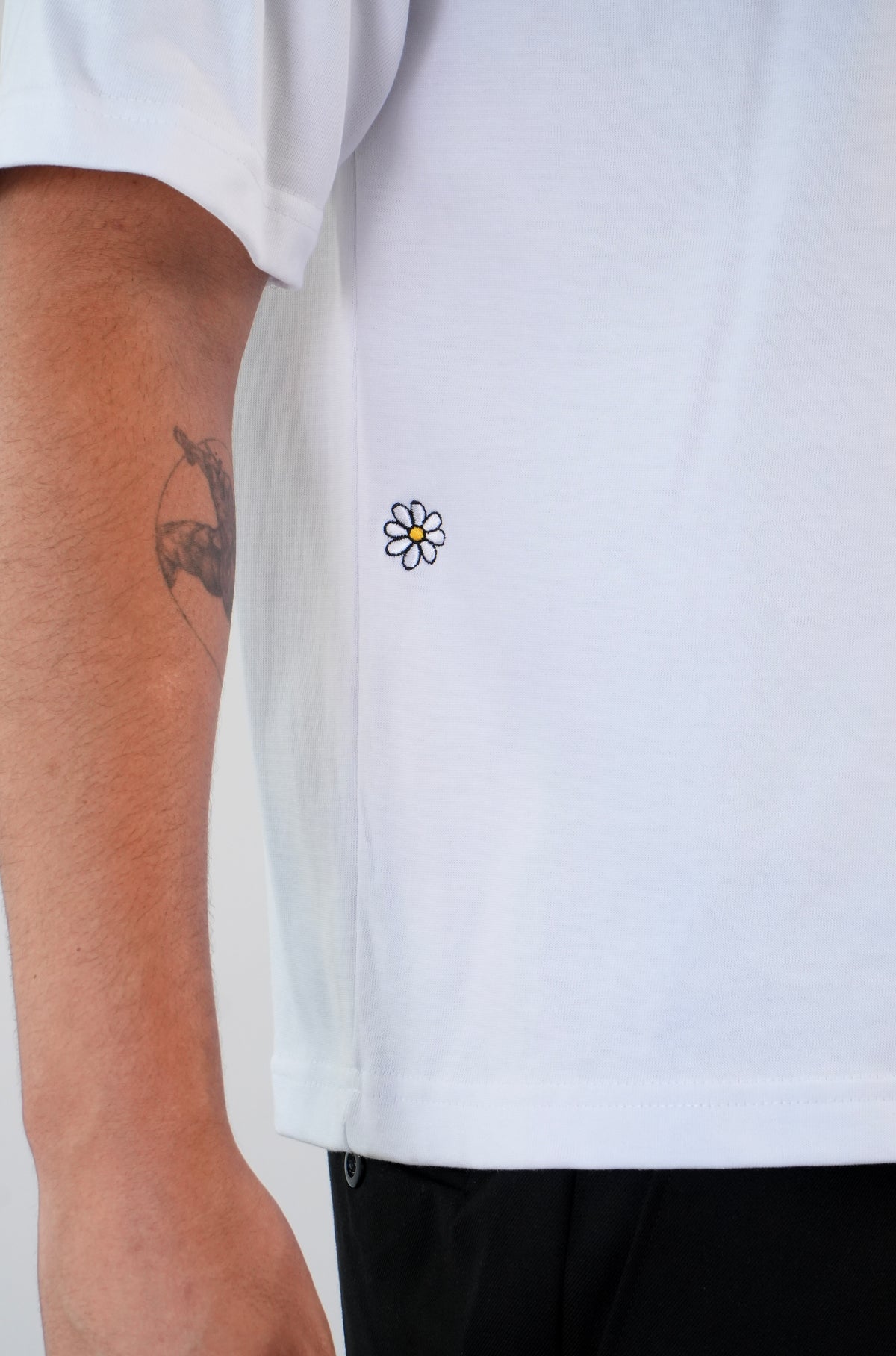 Details Tee